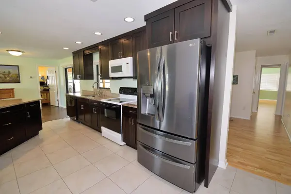 1575 Mercury ST, Merritt Island, FL 32953