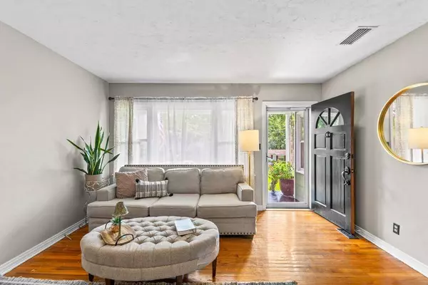 920 Hawthorne, Tallahassee, FL 32308