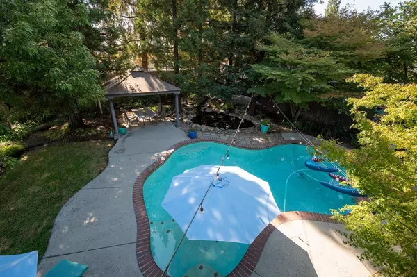 991 E Niles Avenue, Fresno, CA 93720