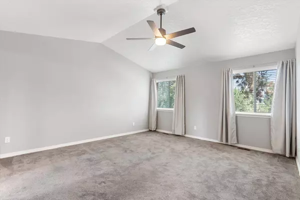 9102 W Pirates Ct, Spokane, WA 99224