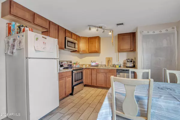 7231 W HEATHERBRAE Drive, Phoenix, AZ 85033