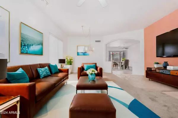 11413 S COOLWATER Drive, Goodyear, AZ 85338