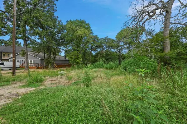 162 Indian Gap Drive, Mabank, TX 75156