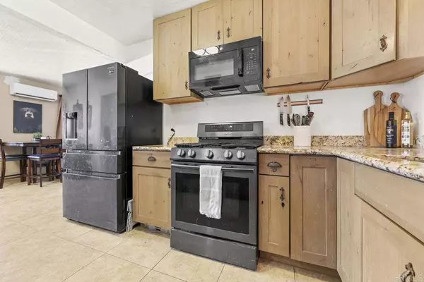 10217 Ashwood St, Lakeside, CA 92040