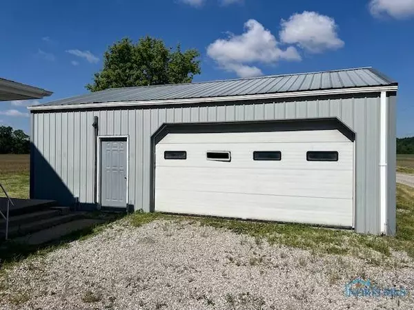 414 Harrison AVE, Defiance, OH 43512