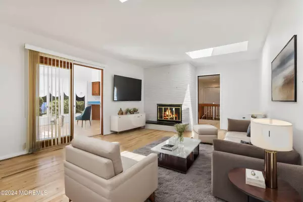 9 Abis Place, West Long Branch, NJ 07764