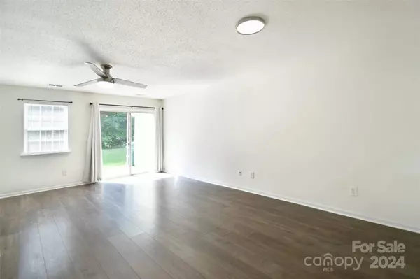 5167 Ficus Tree LN, Charlotte, NC 28215