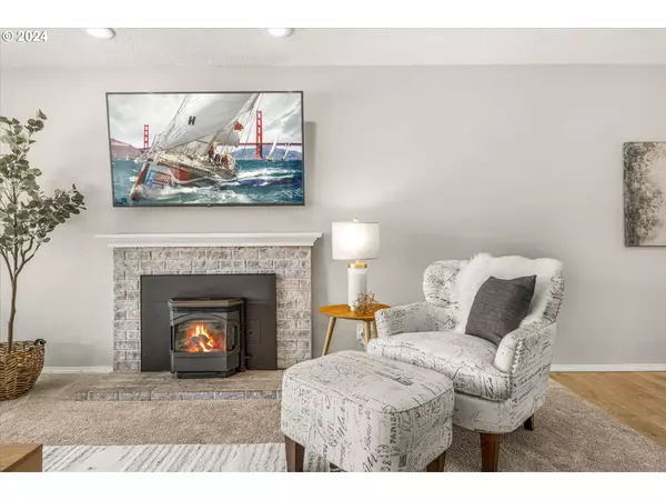 2036 SE 158TH LOOP, Vancouver, WA 98683
