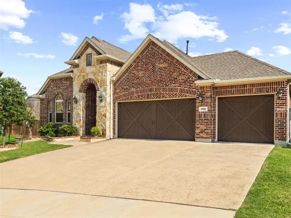 1708 Brookglen Court, Lewisville, TX 75010