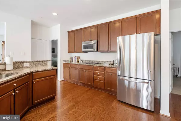 811 WINDJAMMER RD, Glen Burnie, MD 21060