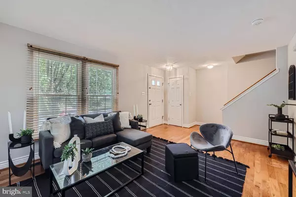 5320 CASTLESTONE DR, Rosedale, MD 21237