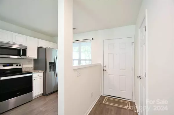 5167 Ficus Tree LN, Charlotte, NC 28215