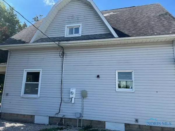 414 Harrison AVE, Defiance, OH 43512