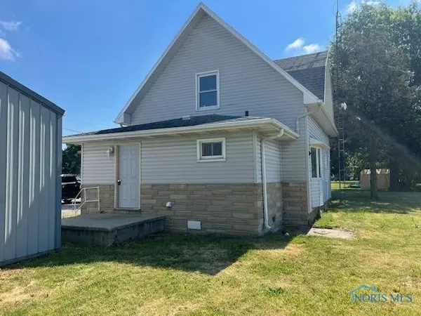 414 Harrison AVE, Defiance, OH 43512