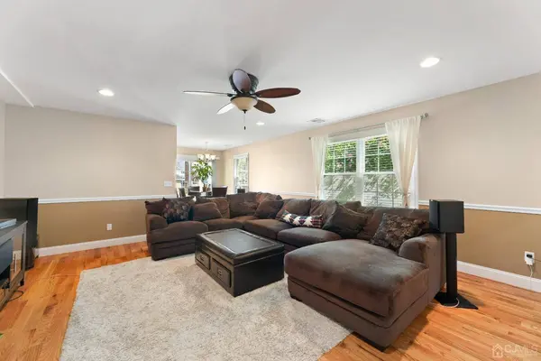 76 Heald ST, Carteret, NJ 07008