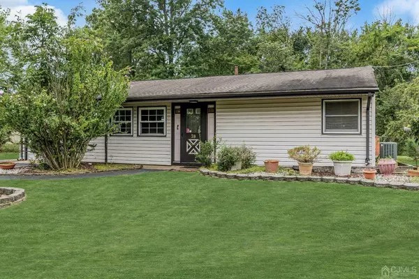 39 Stillwell RD, South Brunswick, NJ 08824