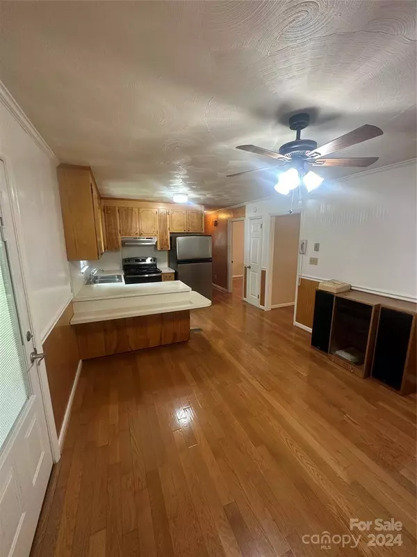 1854 Holland DR, Conover, NC 28613