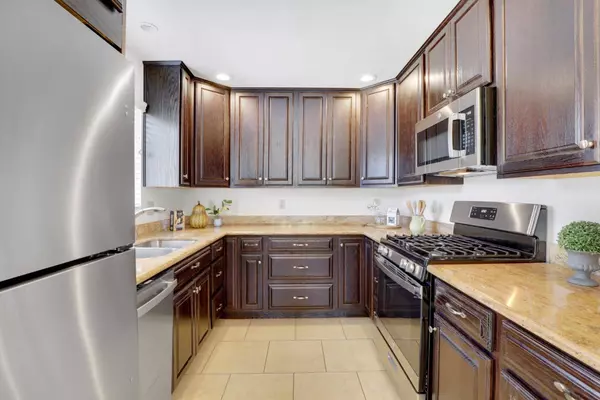 1077 Carson ST, Seaside, CA 93955