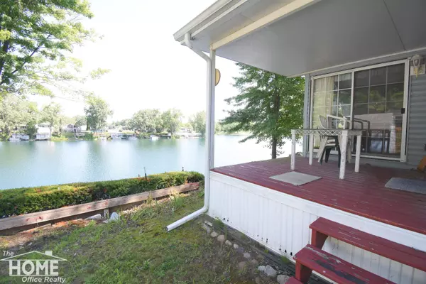 10001 E Goodall Unit #341 Road, Durand, MI 48429