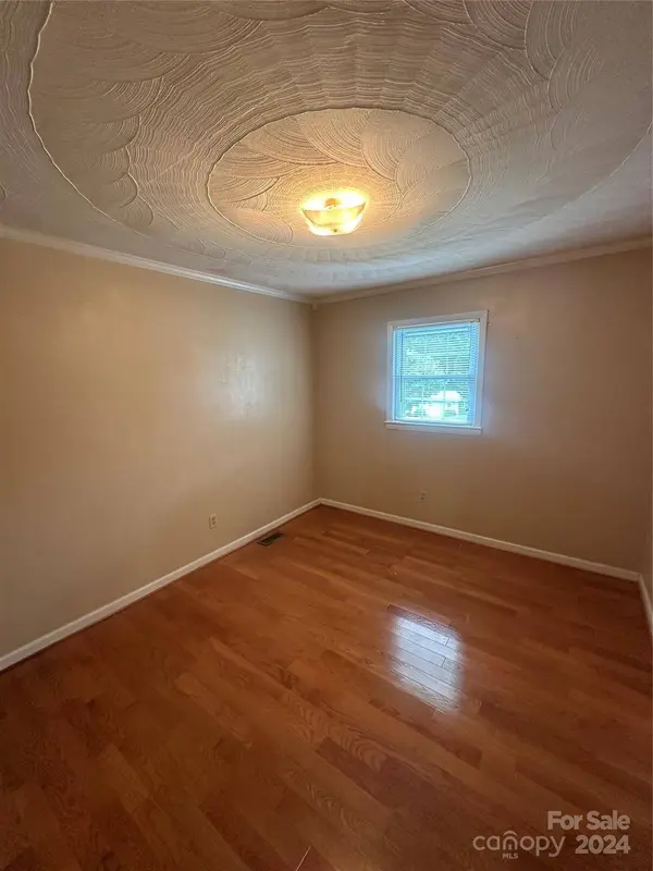 1854 Holland DR, Conover, NC 28613