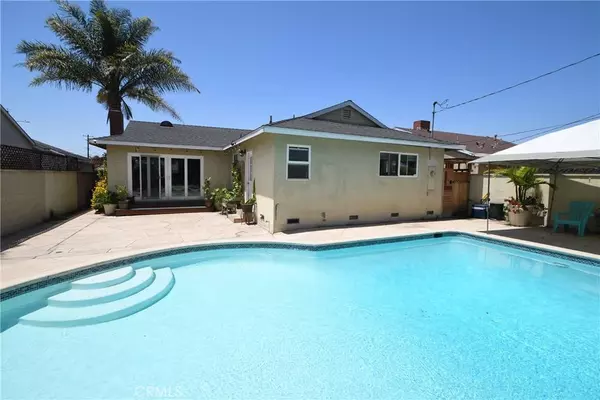 15814 S Raymond AVE, Gardena, CA 90247