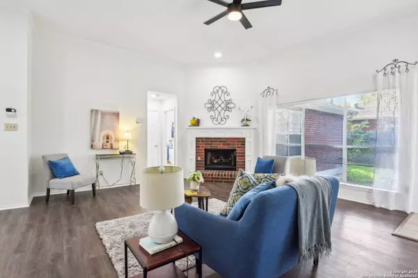 6122 GLEN HEATHER, San Antonio, TX 78240-4955