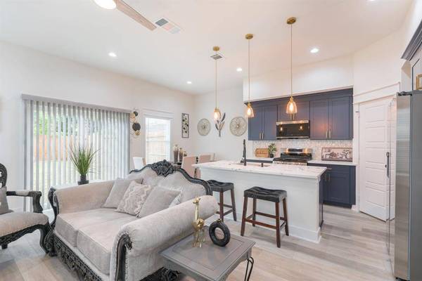 890 Lucky ST #A and B, Houston, TX 77088