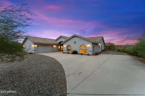 2125 W HIGHRIDGE Road, Wickenburg, AZ 85390