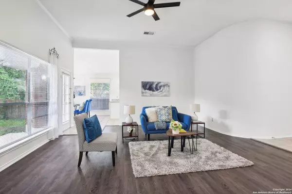 6122 GLEN HEATHER, San Antonio, TX 78240-4955