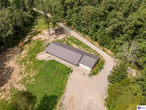 151 Wright Clark Cemetery Road, Cecilia, KY 42724