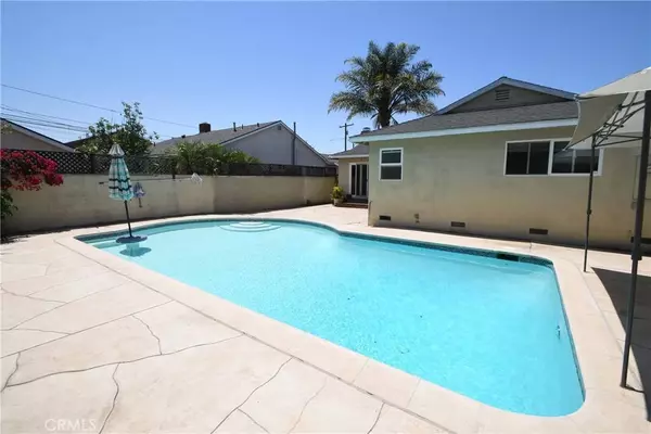 15814 S Raymond AVE, Gardena, CA 90247