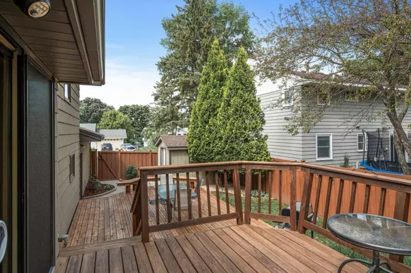 501 15th AVE SW, New Brighton, MN 55112