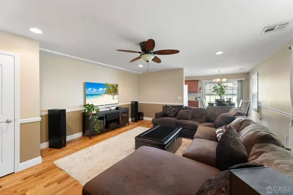 76 Heald ST, Carteret, NJ 07008