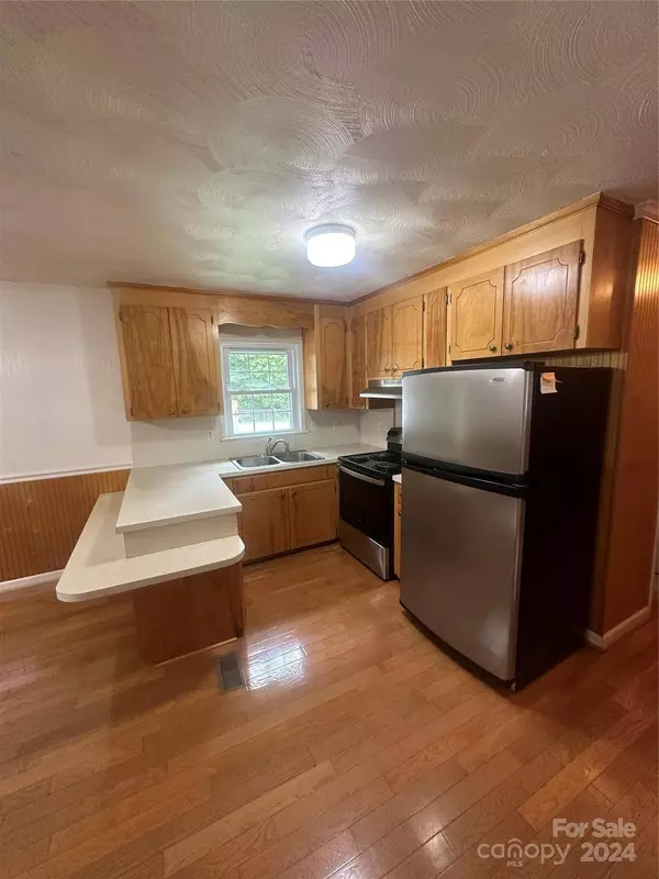 1854 Holland DR, Conover, NC 28613