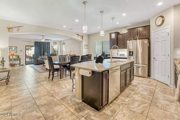 10826 W NOSEAN Road, Peoria, AZ 85383