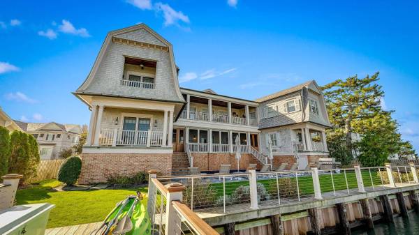 448 104th Street, Stone Harbor, NJ 08247-1213