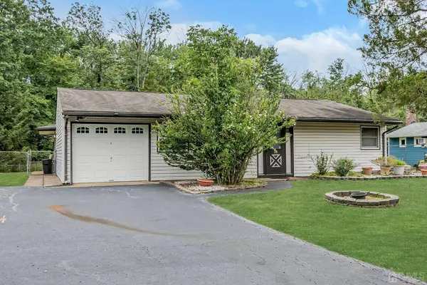 39 Stillwell RD, South Brunswick, NJ 08824