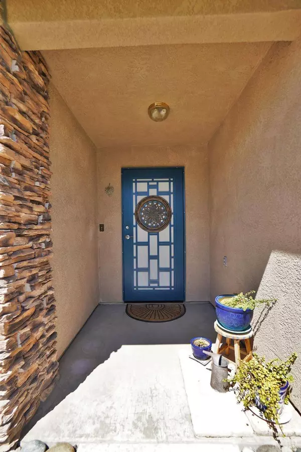 661 Sandcastle Avenue, Lemoore, CA 93245