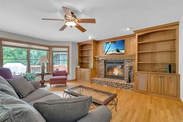 3700 Antelope CT NE, Cedar Rapids, IA 52402