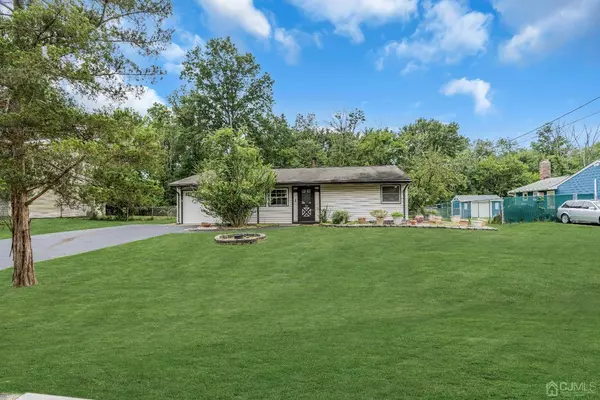 39 Stillwell RD, South Brunswick, NJ 08824