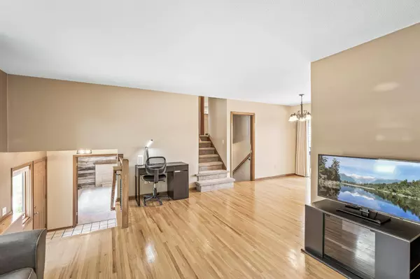 501 15th AVE SW, New Brighton, MN 55112