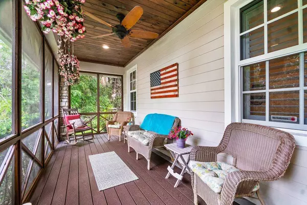 5242 NW North Piper CIR, Port Saint Lucie, FL 34986