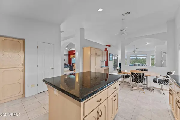 2125 W HIGHRIDGE Road, Wickenburg, AZ 85390