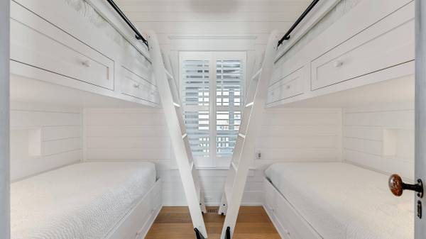 448 104th Street, Stone Harbor, NJ 08247-1213