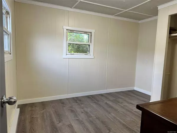 1714 Alberni Hwy #4, Coombs, BC V0R 1M0