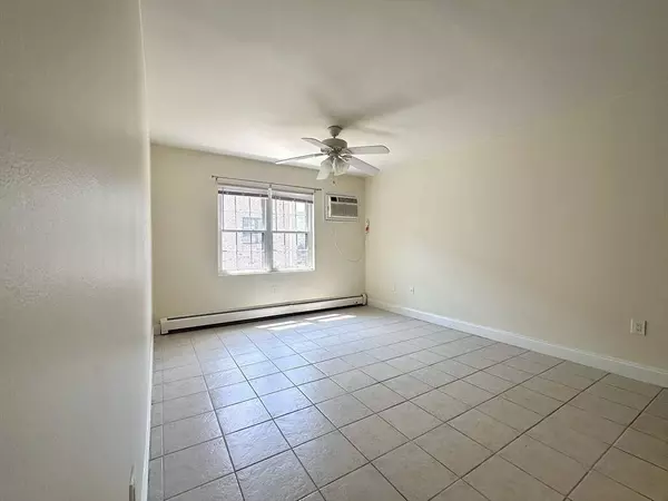 28 Kenmar Dr #269, Billerica, MA 01821