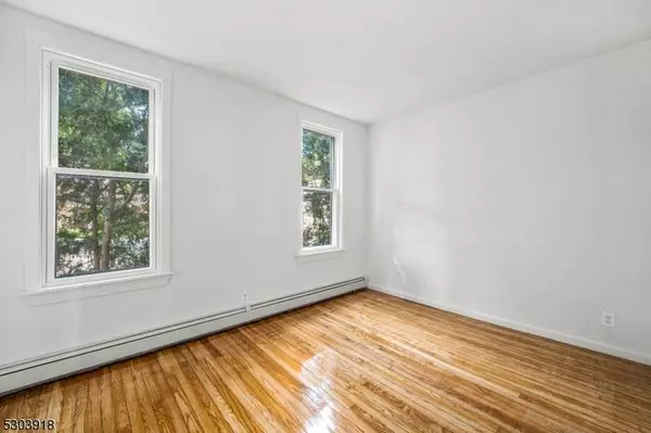 44 Fornelius Ave, Clifton City, NJ 07013