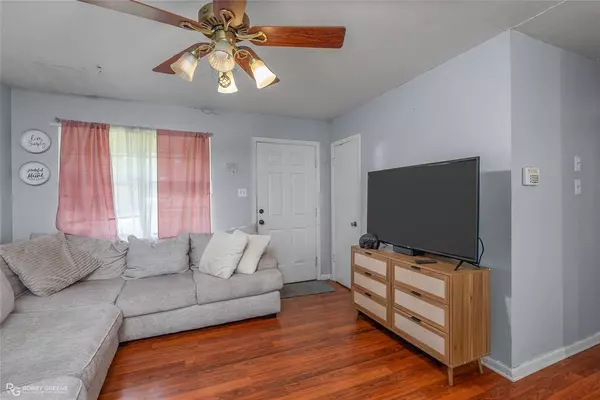 2535 Old Mansfield Road, Shreveport, LA 71118