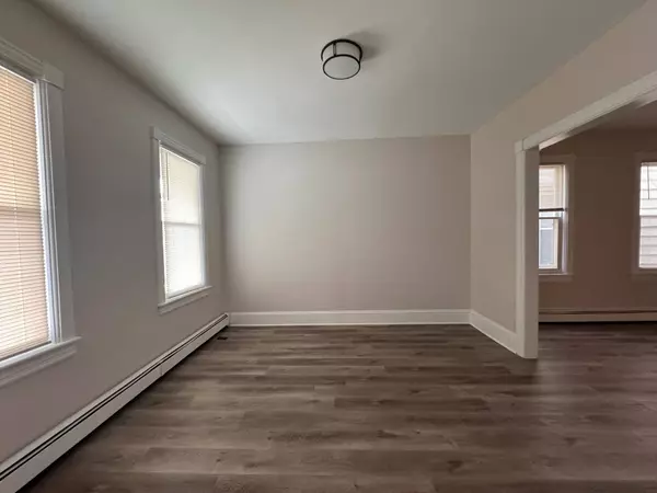 1246 Lehigh St, Easton, PA 18042-4046