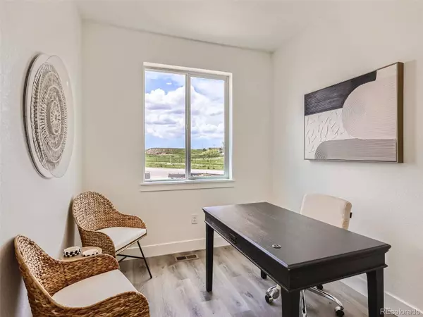 1250 S Algonquian ST, Aurora, CO 80018